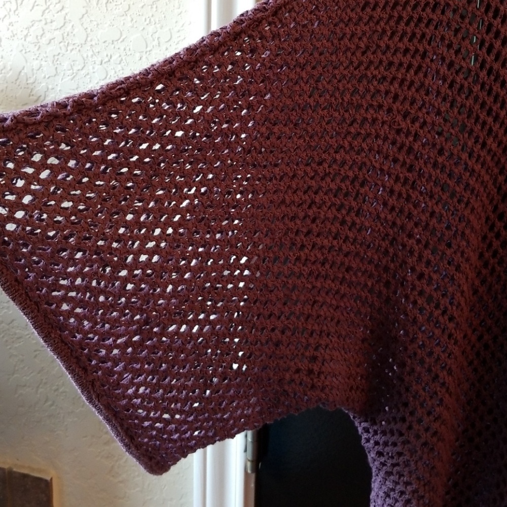 Top - Picture 3 of 4